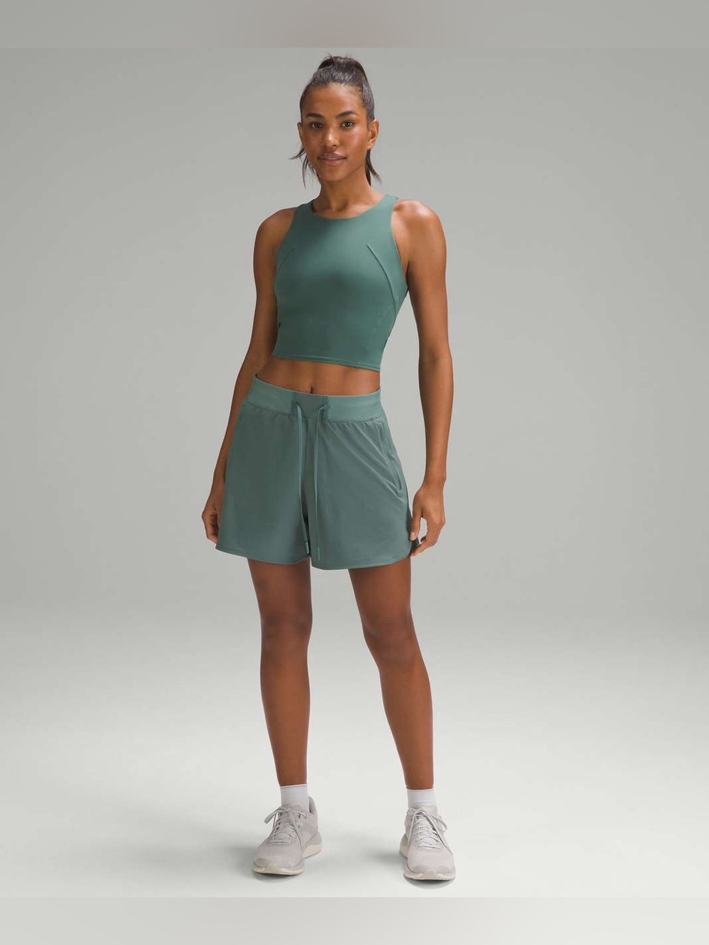 🆕💚 Lululemon License to Train High Rise Short 4” - Medium Forest